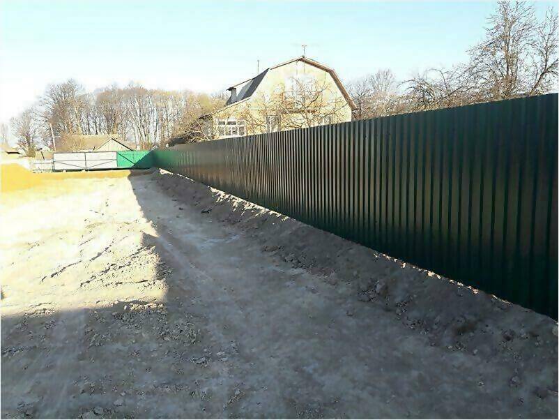 Забор, ворота, калитка из зеленого профлиста 150м фото 4 в Таганроге