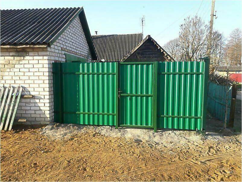 Забор, ворота, калитка из зеленого профлиста 150м фото 1 в Таганроге