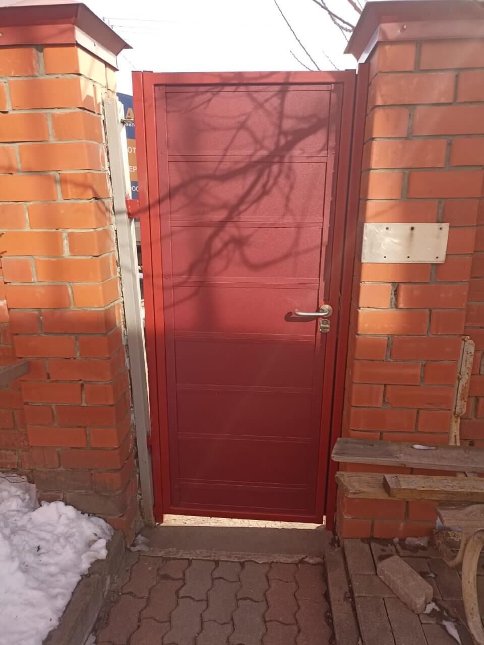 Ворота и калитка из металлопланкена 4м RAL3005 Красное Вино, Стальной Бархат фото 2 в Таганроге