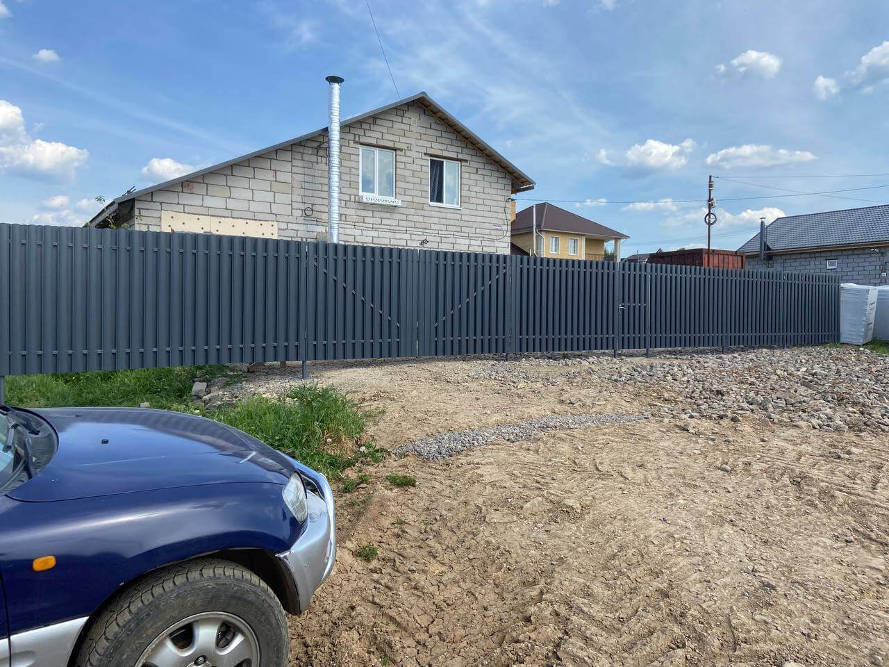 Забор из евроштакетника 16м RAL7024 Серый Графит фото 5 в Таганроге