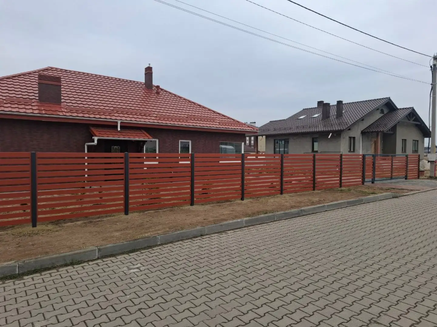 Забор-ранчо из металлопланкена 18м RAL8004 Терракотовый фото 1 в Таганроге